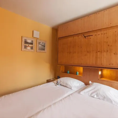 Aconit 3/4p 7/9p Appartement